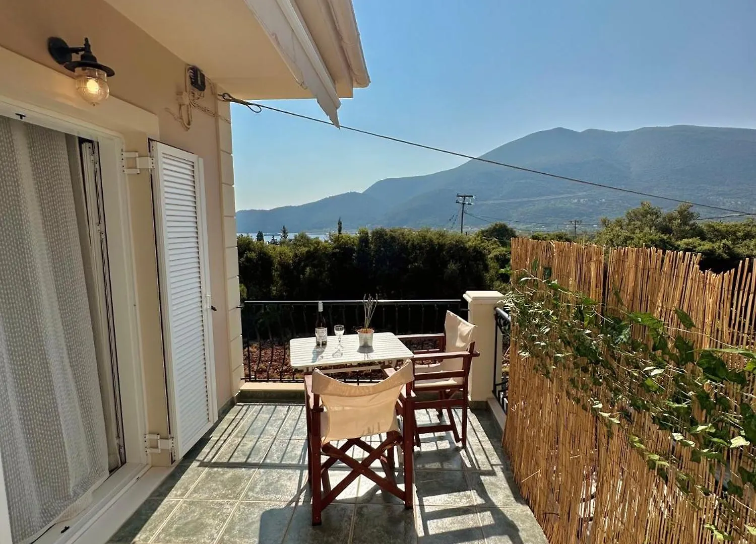Kate'S Place Apartment, 5' Walk From The Beach Karavomylos 0*,